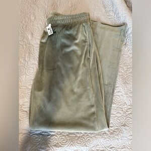 Dynamite velour wide pant set size L NWT